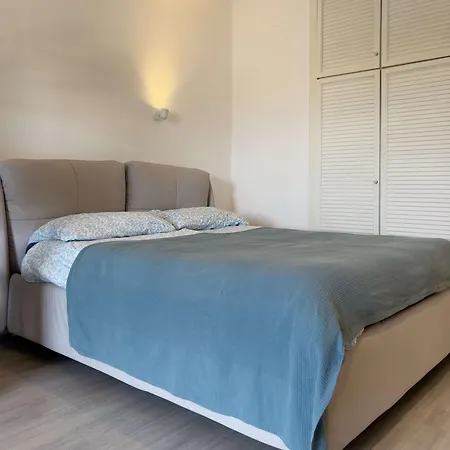 Apartment Domus Lucis Rome